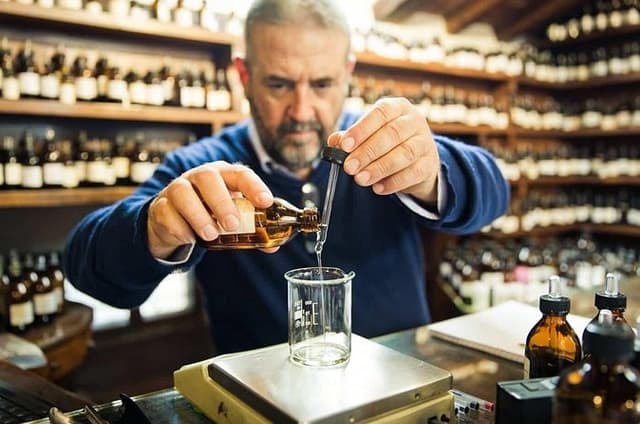 Fashion, jewels, perfumes: the luxury side of Florence