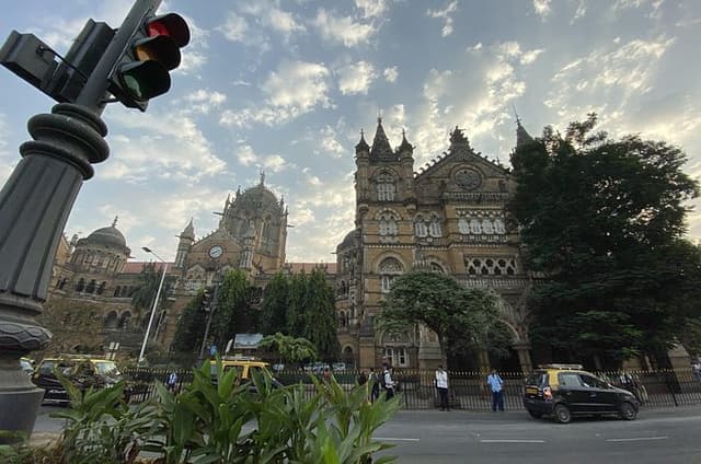 Mumbai Tours for Cruise Travellers (Private & Group Options)