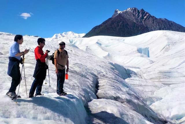 Half Day Root Glacier Hike