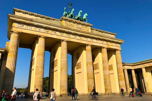 The History of Berlin City Center Exclusive Guided Walking Tour