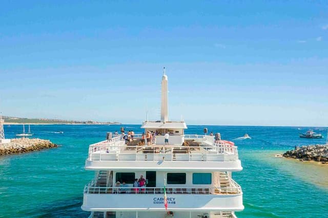 Sunset Mexican Dinner Cruise and Live Music in Cabo San Lucas