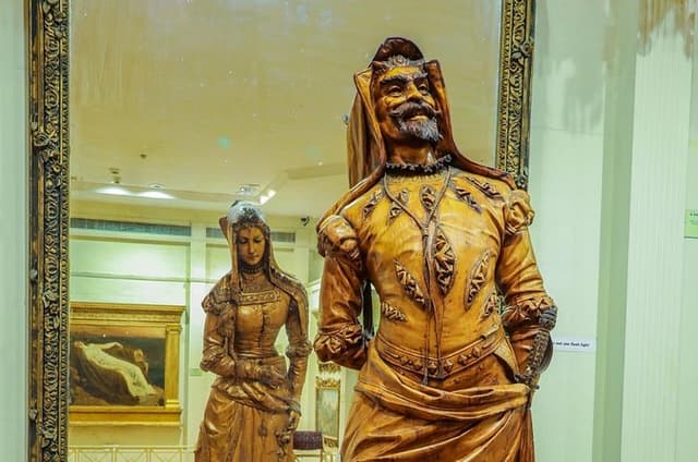 Full day tour of Hyderabad with Nizam Museum