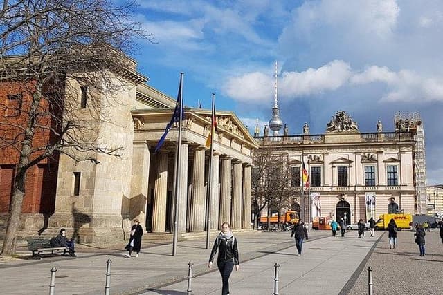 Berlin in one day – day tour with an expert guide