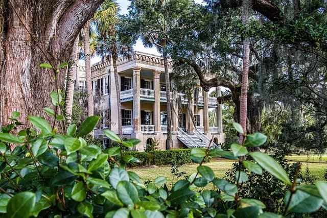 Beaufort City Minibus Tour