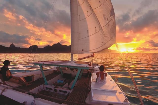 Moorea Sunset Sailing Cruise