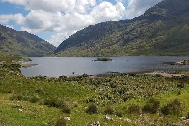 Minibus hire galway Ireland groups up to 15 passengers
