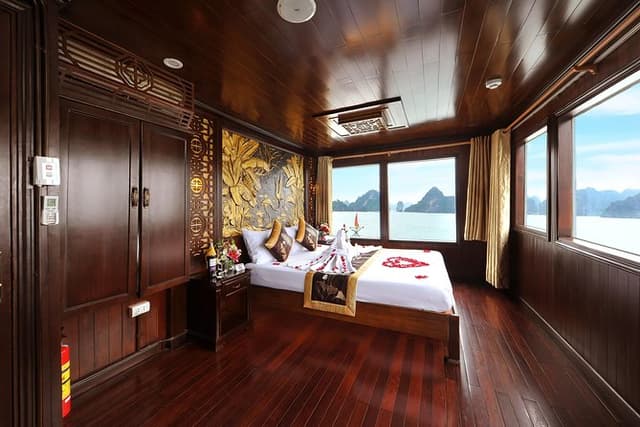 Renea Cruises Small Boat in Bai Tu Long and Halong Bay