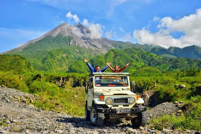 Ultimate Yogyakarta Adventure: Merapi & Prambanan Tour