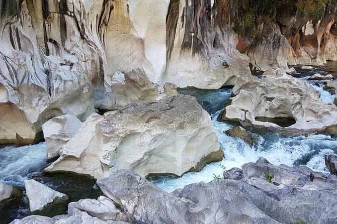 Compare Top Mount Batulao Day Tours