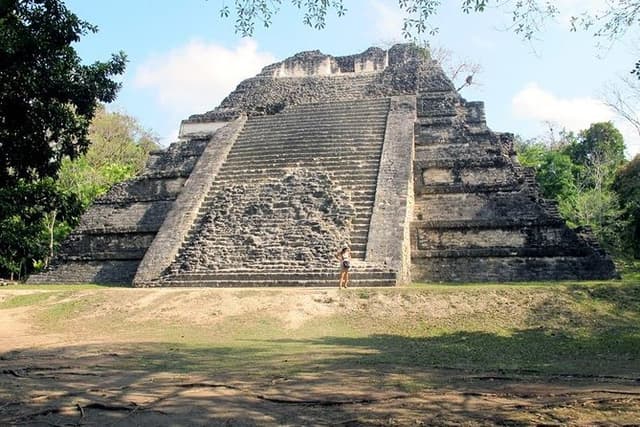 One Day Tour Yaxha all Inclusive from Flores