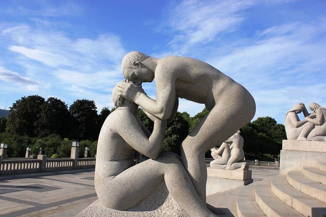 Master Photography at Oslo's Iconic Vigeland Sculpture Park