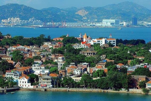 Xiamen Private One Day Tailor Made Tour with Gulangyu and City Highlights