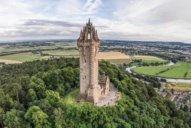 The Braveheart Tour - Private Tour with driver.