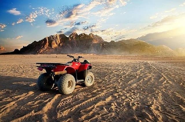 Hurghada: Quad Bike Safari, Bedouin Village & BBQ Feast