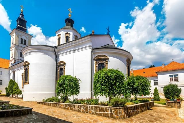 From Belgrade: Novi Sad and Sremski Karlovci Tour