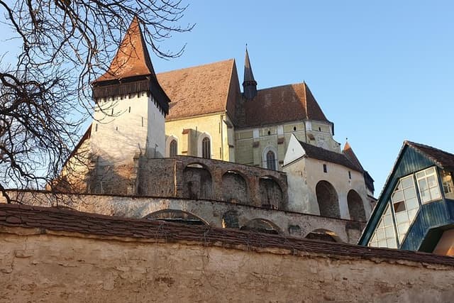 Fortified Churches, countryside and Sibiu:1- 4 persons
