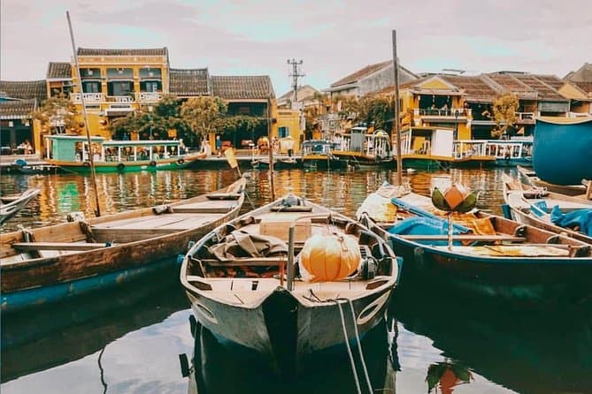 Best Private Car Service in Da Nang | Tailored Tours