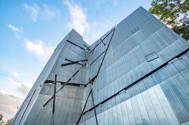 Architectural Berlin: Private Tour with a Local Expert