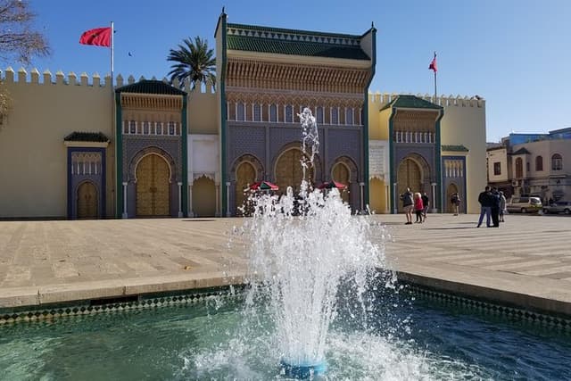 Day visit guided in fez