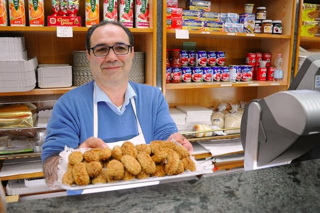 Private Gelato, Pastry and Espresso Walking tour