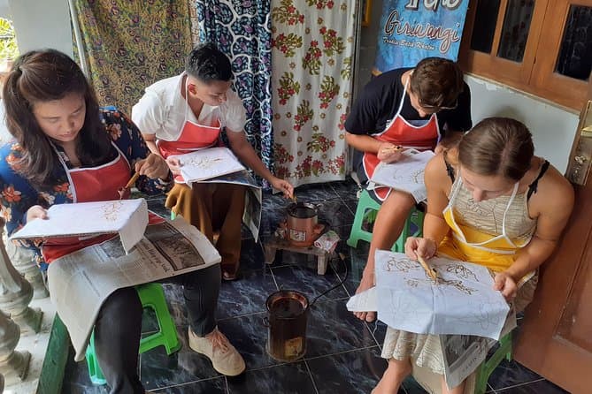 Compare Top-Rated Batik Workshops in Yogyakarta