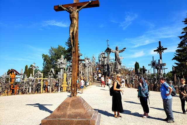 Private trip - Hill of Crosses / 2 countries in 1 day