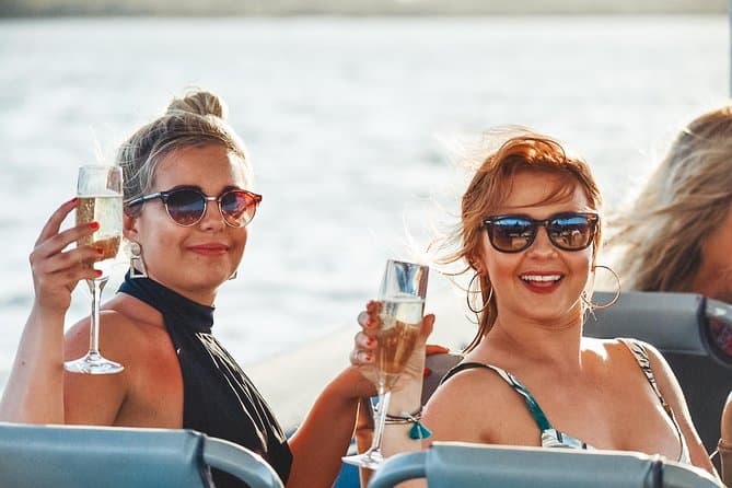 Unforgettable Byron Bay Sunset River Cruise Experience