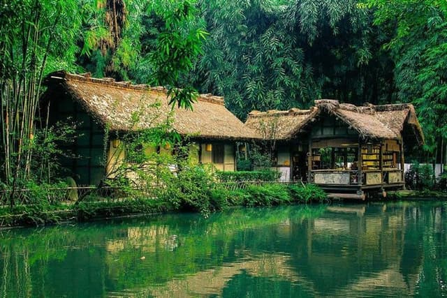 1-Day Chengdu Cultural Discovery:Jinsha,Shu Brocade Museum & Dufu Cottage Tour