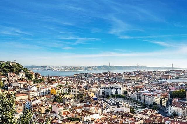 Tour LISBON (full day)