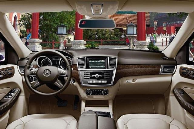 Private Transfer from Ben Tre to Tan Son Nhat (SGN) Airport