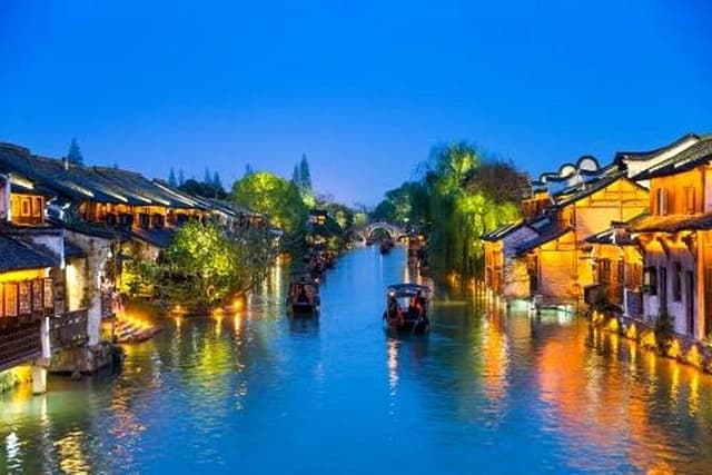 Wuzhen Water Town Self-Guided Tour with Private Transfer from Hangzhou