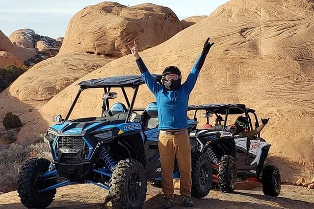 Top-Rated Moab You-Drive UTV Tour: Fins N Things & Hell’s Revenge