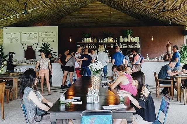Phuket Real City Tour with Rum Cocktail Distillery
