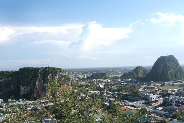 Marble mountain and Linh Ung temple from Da Nang/ Hoi An (4 hour)