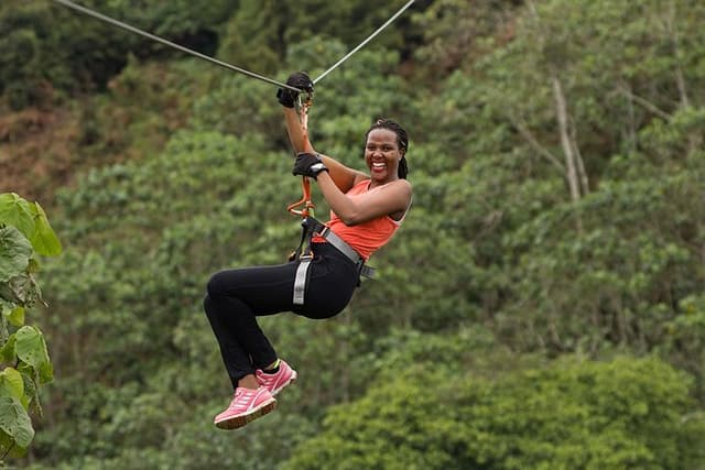 Nairobi: Ngong Hills Hiking & Zipline Adventure Day Tour