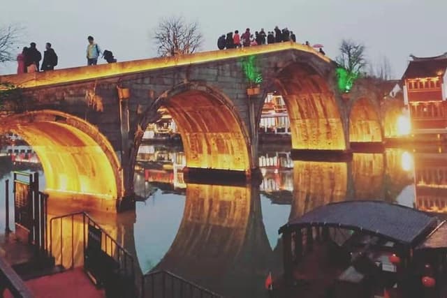 Shanghai Private Tour Zhujiajiao Ancient Town and Sunset in Oriental Pearl Tower