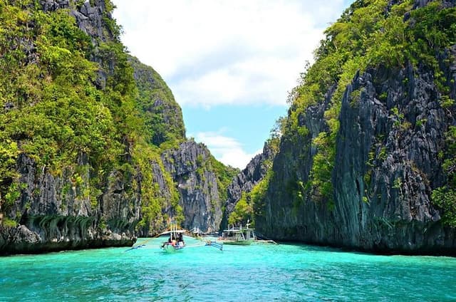 El Nido Island Hopping Day Tour from Puerto Princesa City