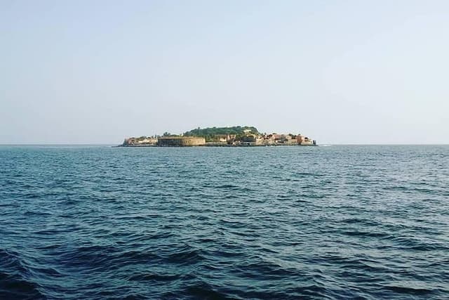 Gorée Island and Pink Lake Day