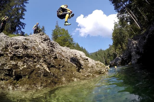 Beginners canyoning tour