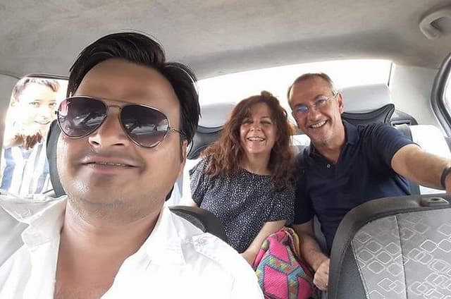 Lucknow Sightseeing with Tour Guide - Custom Hours, Itinerary