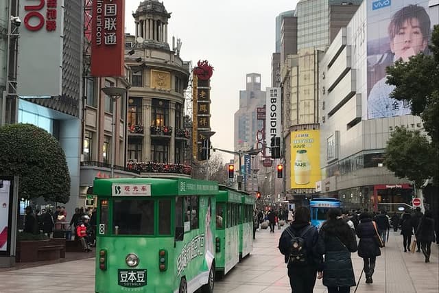 Full-Day Shanghai Top Sights Private Guided Sightseeing Tour