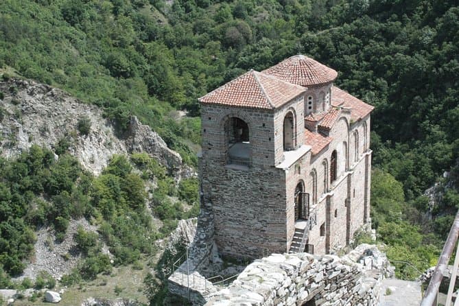 Bachkovo Monastery & Asen’s Fortress Day Trip