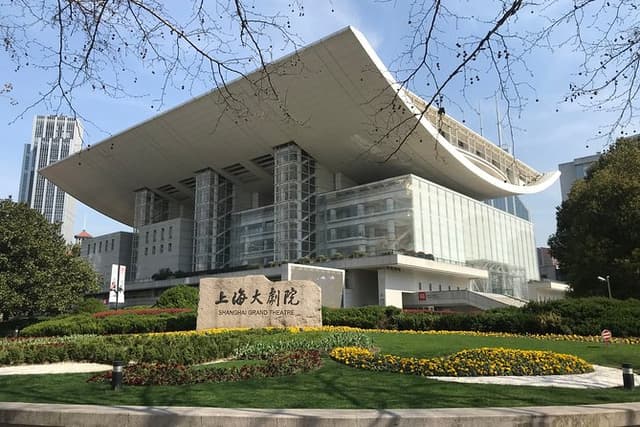 Private Full-Day Tour of Shanghai with Hotel Pick Up