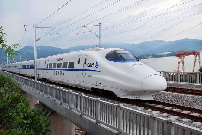 Effortless Private Transfers from Wuxi Railway Station