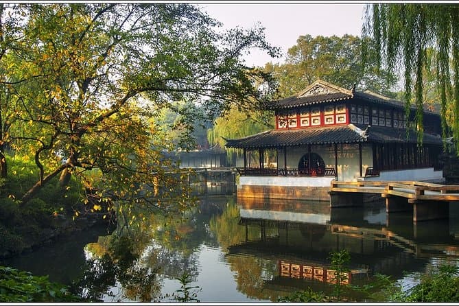 Suzhou Tongli Water Town Day Tour