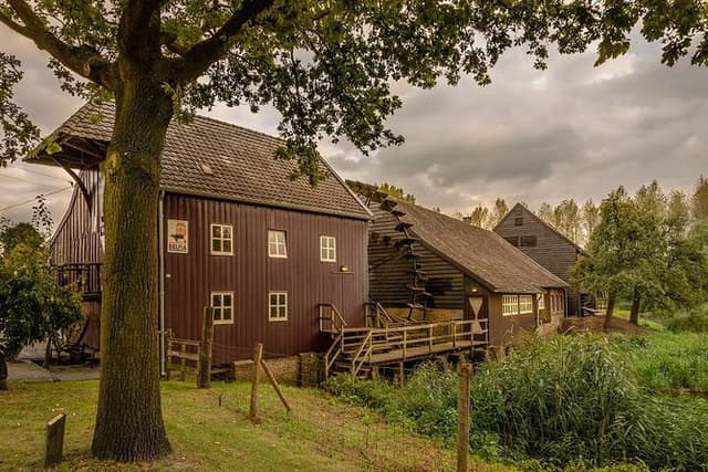 Eindhoven: E-Fatbike Tour In The Footsteps of Vincent van Gogh