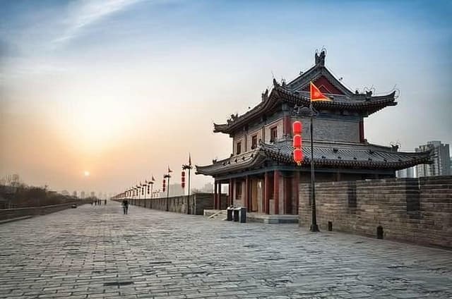 Full-Day Private Guided Sightseeing Tour of Xi'an with Lunch