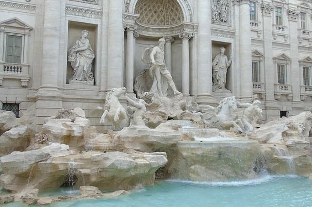 Rome 3 hours Walking Tour with Licensed Expert Local Guide