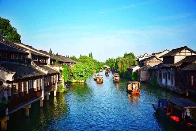 Wuxi Private Transfer to Hangzhou with Stop-Over at Wuzhen Water Town