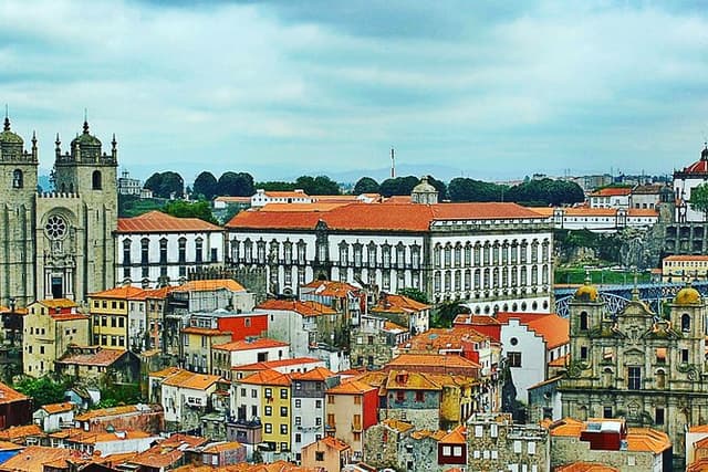 Private Port Tour with Wine Tasting and 8 Hours Boat Tour